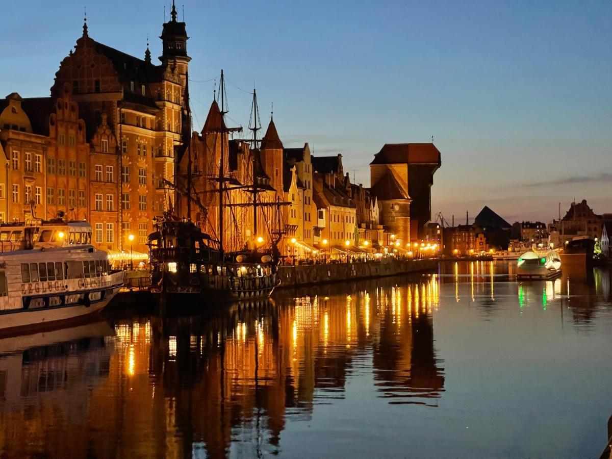 Waterlane W Oknami Na Rzeke - Marina View - Comfy Apartments Gdansk Dış mekan fotoğraf